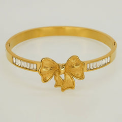 Elegant Ribbon Sparkle Bracelet - Dainty Design