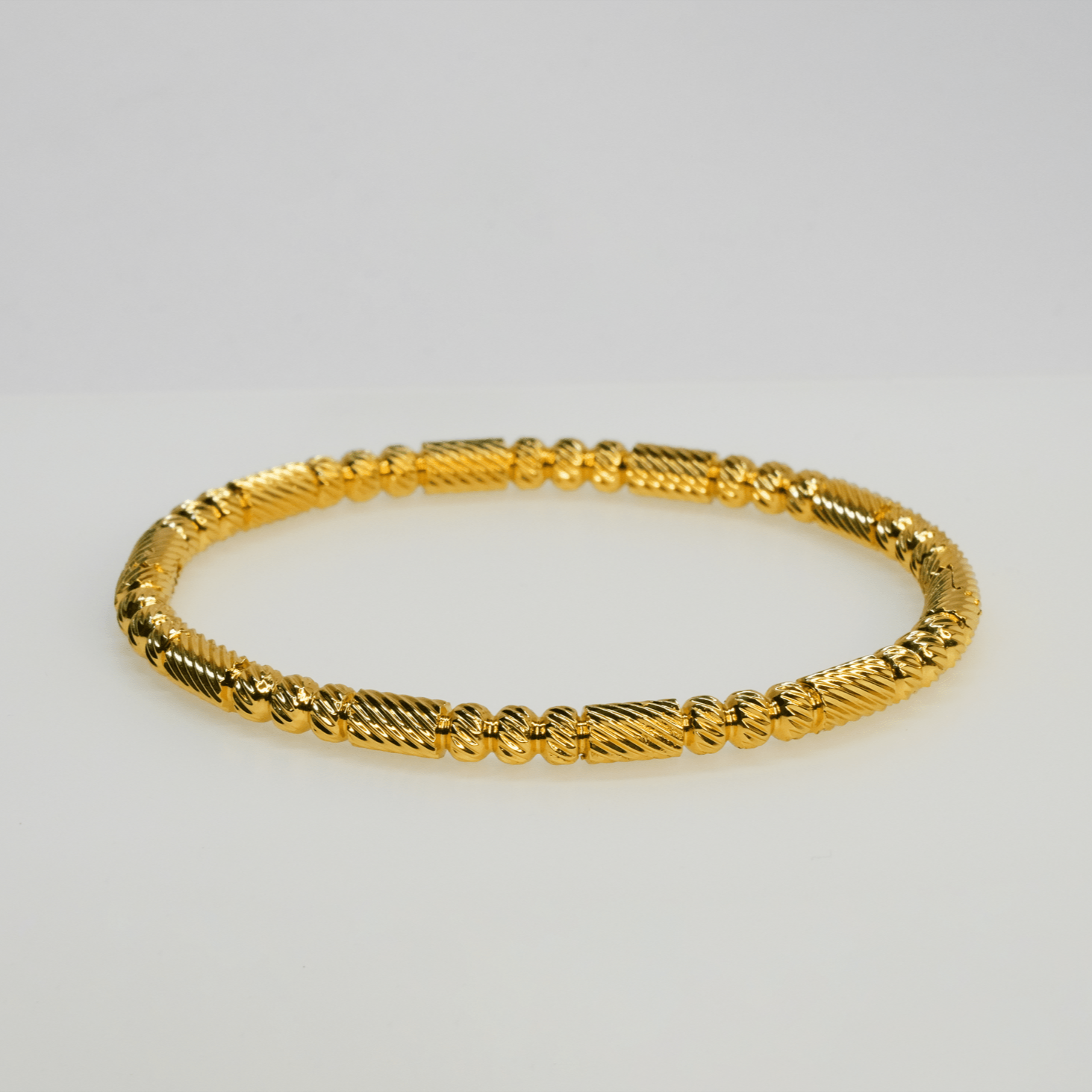 Radiant Twist Bracelet - Dainty Design