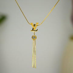 Vogue Tassel Charm - Dainty Design