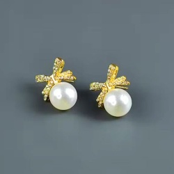 Pearl Whisper Bows - Dainty Design