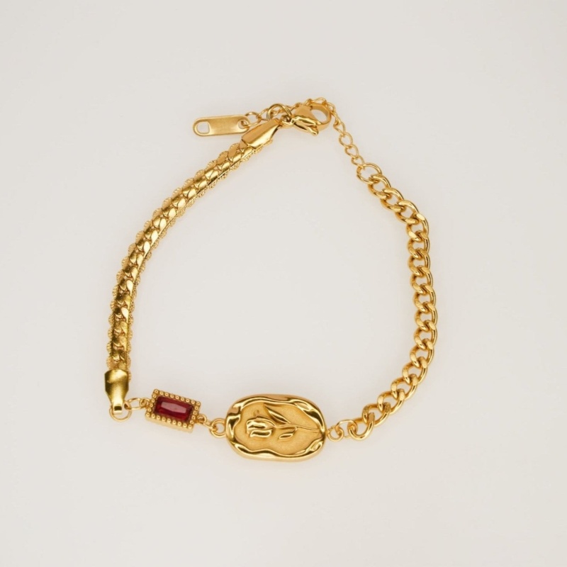 Muse Charm Bangle - Dainty Design