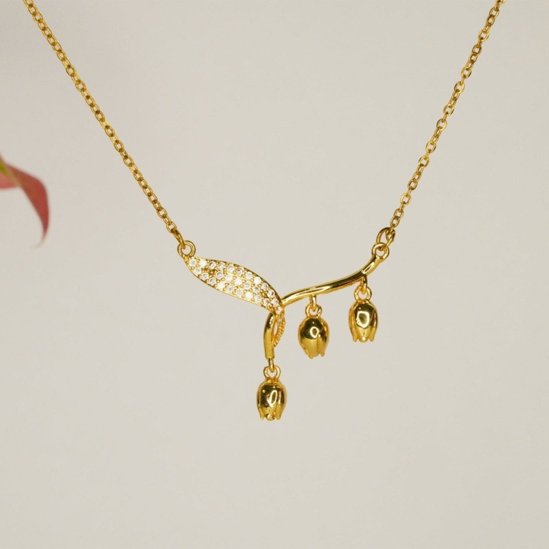Lily Flower Pendant Necklace - Dainty Design