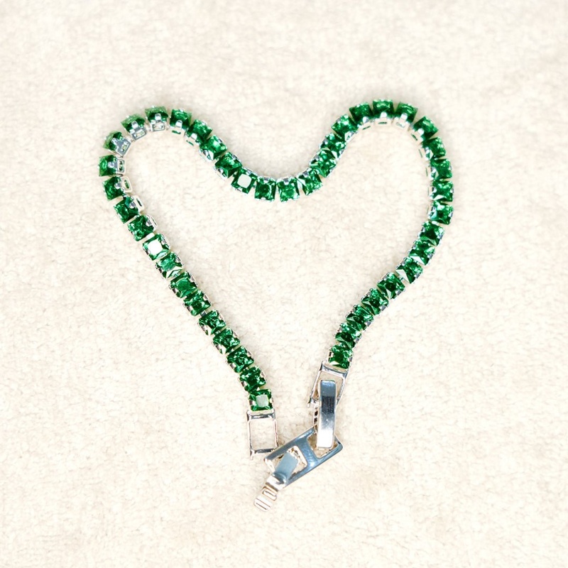 Emerald green tennis bracelet - Dainty Design
