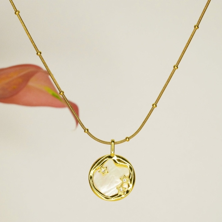 Pearl Star Pendant Necklace - Dainty Design