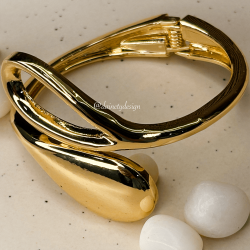 Drop Curve Bracelet - Dainty Design