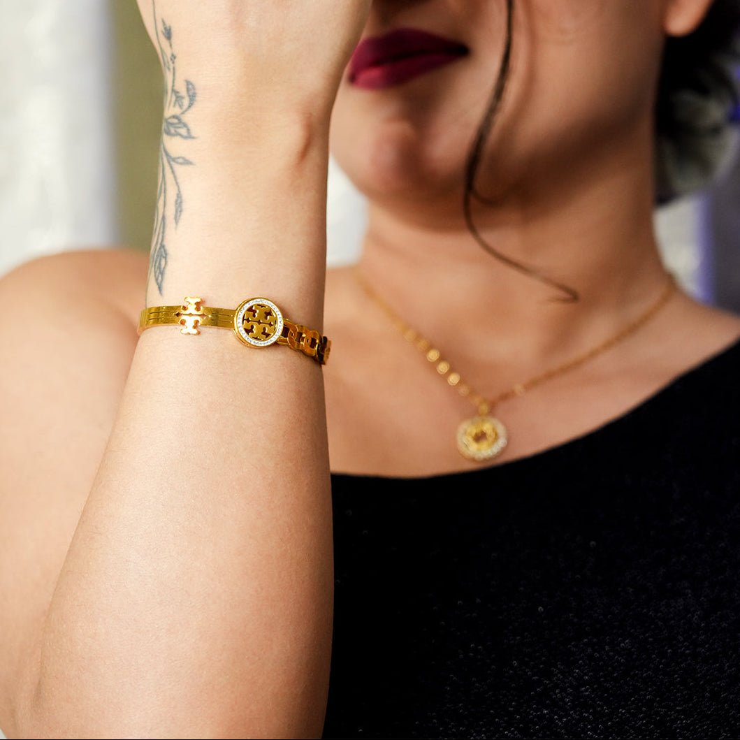 Tory Crest Bangle - Dainty Design